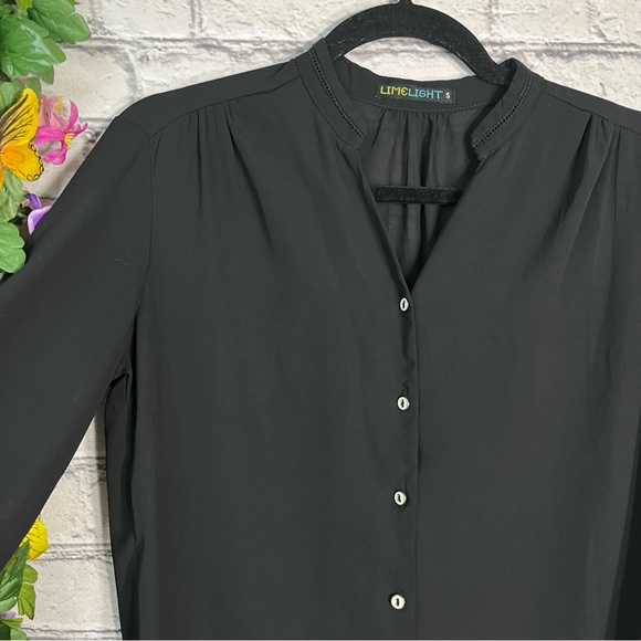 >🌼3/$30🌼Lime Light Black Button Down Blouse Size Small - Picture 3 of 15